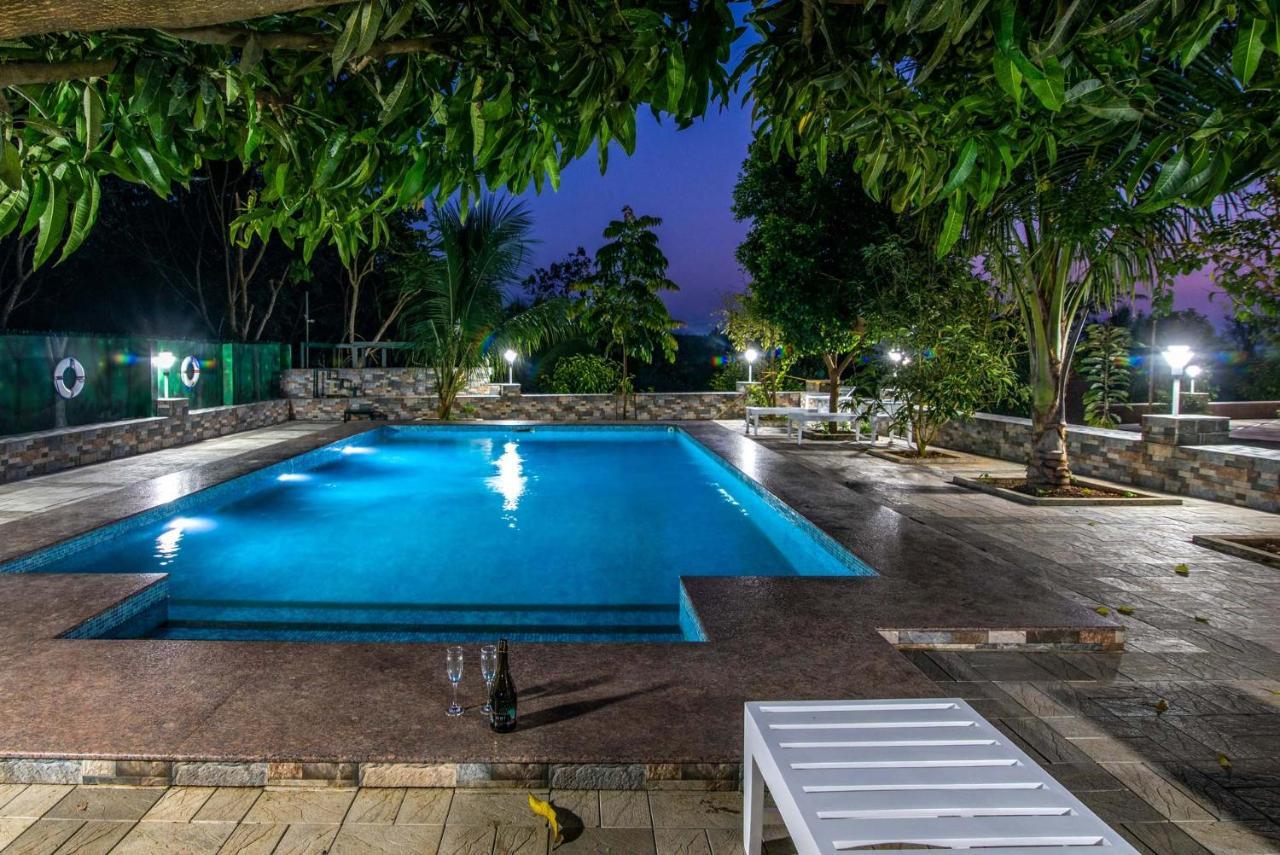 Stayvista At Springhills Villa & Ayurvedic Spa Kochi Exterior photo